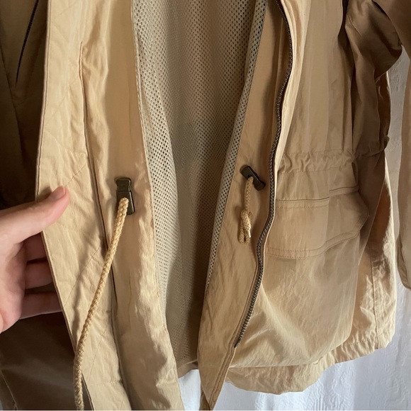 Eddie Bauer Windbreaker Coat - Picture 6 of 6